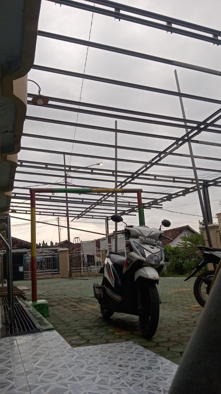 Dokumentasi hasil pekerjaan baja ringan