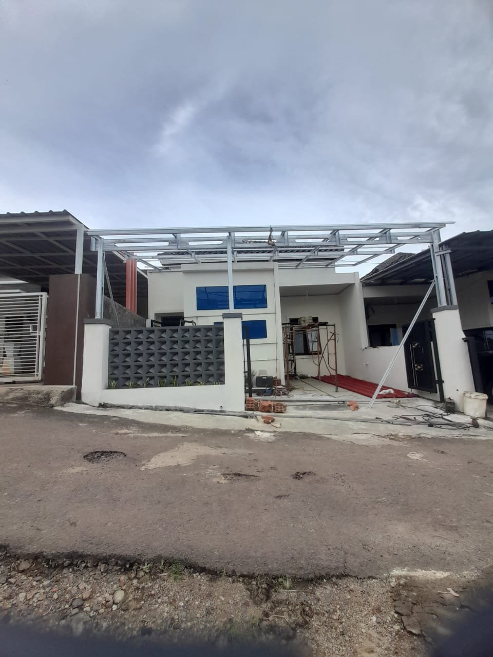 Dokumentasi hasil pekerjaan baja ringan